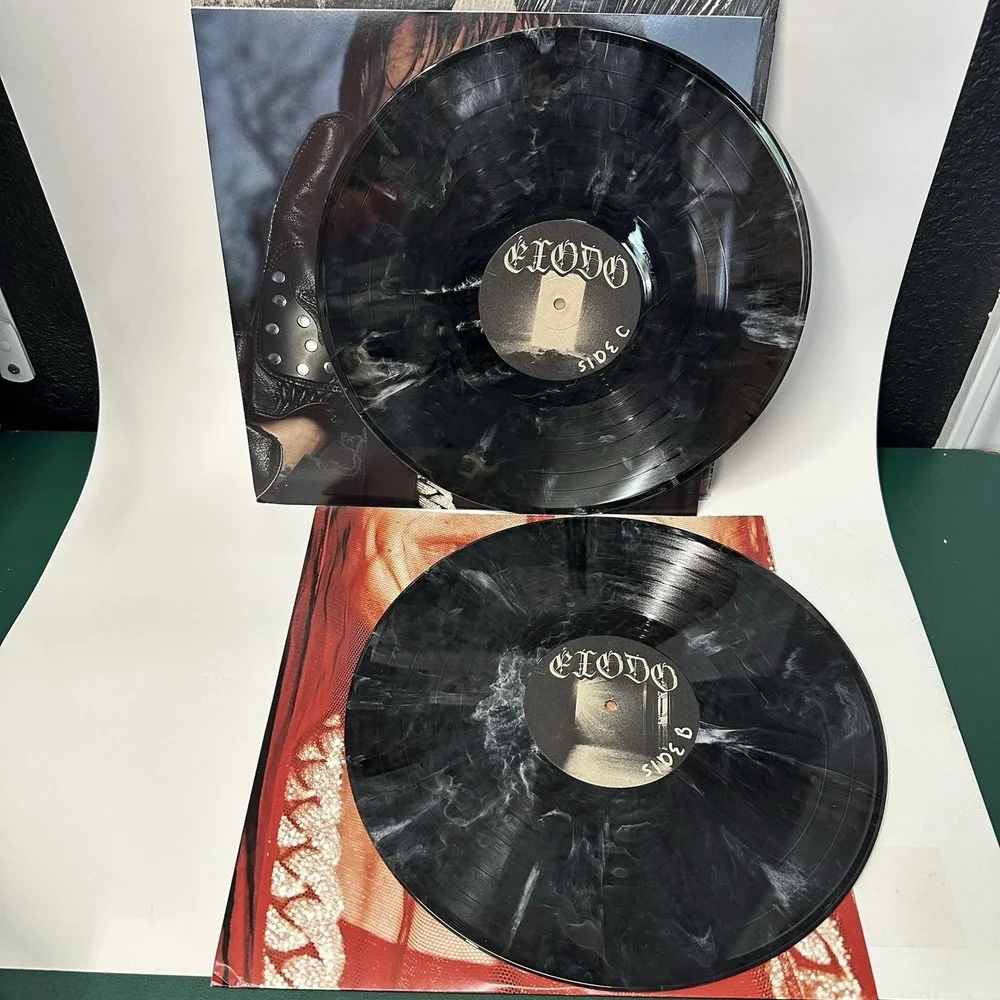 Peso Pluma- `Exodo 2 Vinyl's Limited Edition Target Exclusive (see des..) - Picture 3 of 3